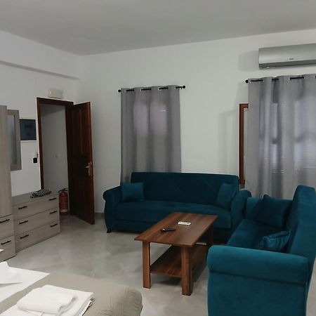 Stamatia Studios Meyísti Esterno foto